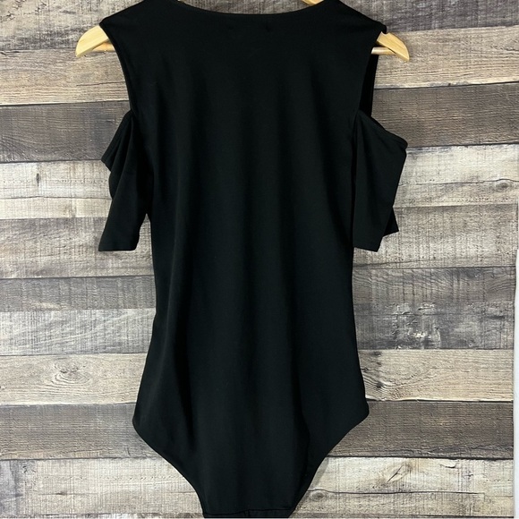 Trouve Black Cold Shoulder V-Neck Ruched Body Suit M Minimalist Balletcore - Picture 2 of 4